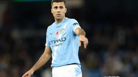 梅西37岁赛季饱受伤病侵袭，百日休整，世界杯征程恐生变数？