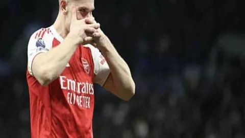 大乐透期号专家推荐：赛往绩分析，太阳稳赢